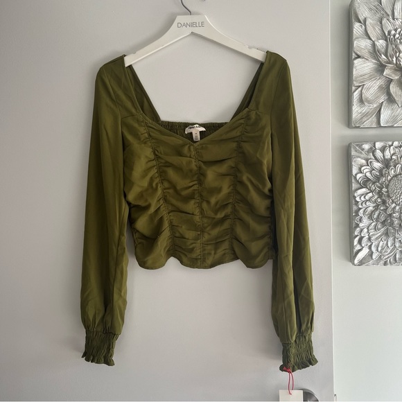 OPEN EDIT Ruched Crop Top - Picture 3 of 6